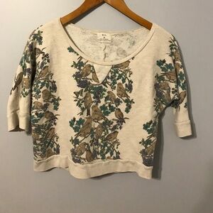 Urban Outfitters tan bird detail cropped sweatshirt, Size S